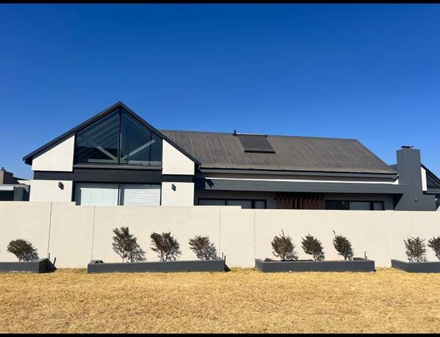 4 BEDROOM HOUSE FOR SALE IN MIDSTREAM MEADOWS